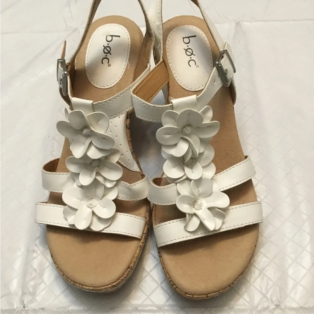 White Floral Wedge Sandals by